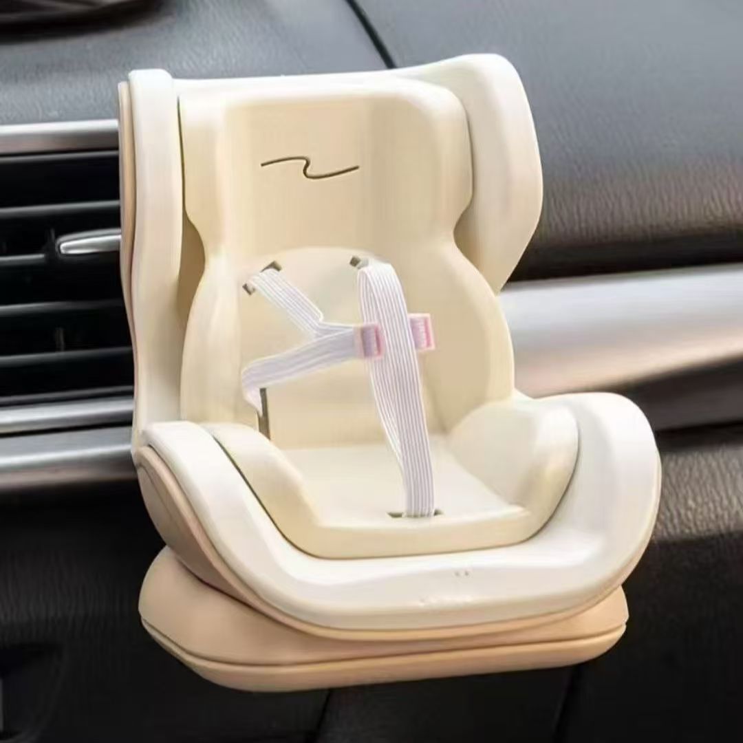 LABUBU is suitable for safety seats, aromatherapy air conditioning vents, cute car ornaments and doll accessories